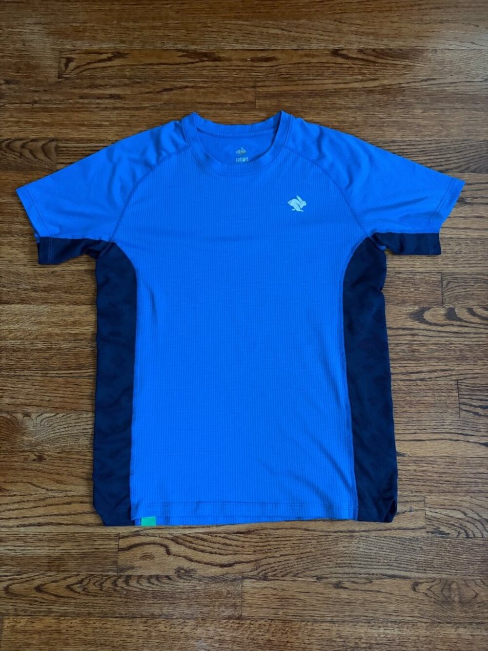 Rabbit Running Men's Short Sleeve Athletic Shirt Strong Tee Size S Blue